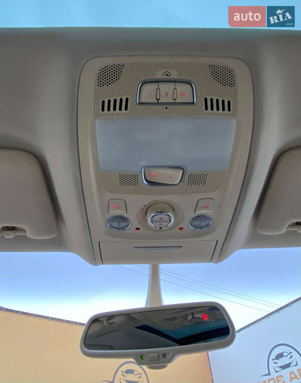 Позашляховик / Кросовер Audi Q5 2015 в Рівному