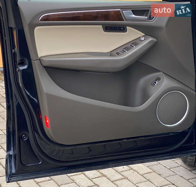 Позашляховик / Кросовер Audi Q5 2015 в Рівному