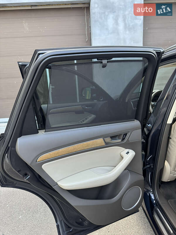 Позашляховик / Кросовер Audi Q5 2013 в Володимирі