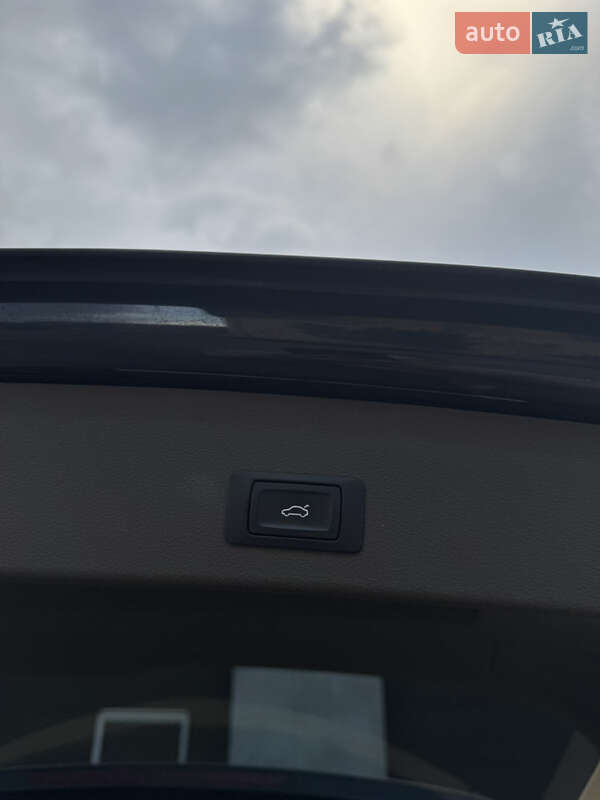 Позашляховик / Кросовер Audi Q5 2013 в Володимирі