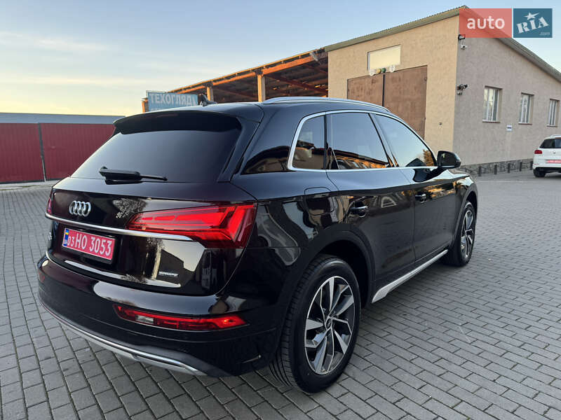 Позашляховик / Кросовер Audi Q5 2021 в Володимирі
