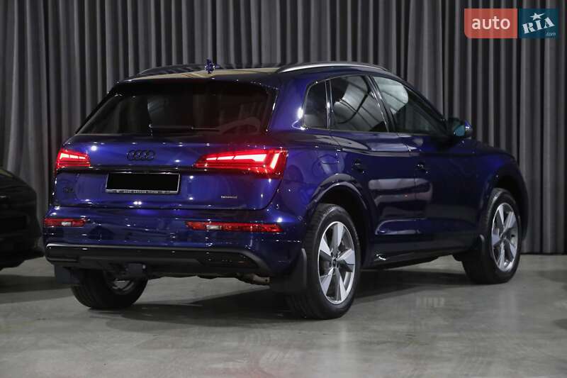 Позашляховик / Кросовер Audi Q5 2024 в Києві