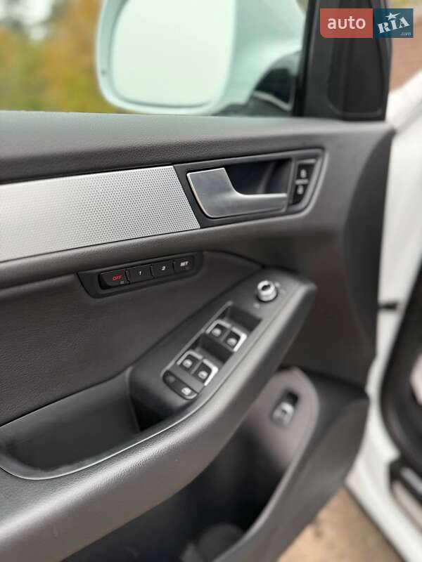 Внедорожник / Кроссовер Audi Q5 2015 в Ровно