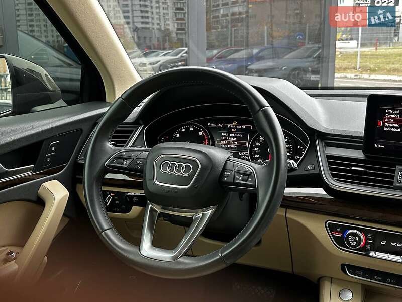 Внедорожник / Кроссовер Audi Q5 2019 в Киеве