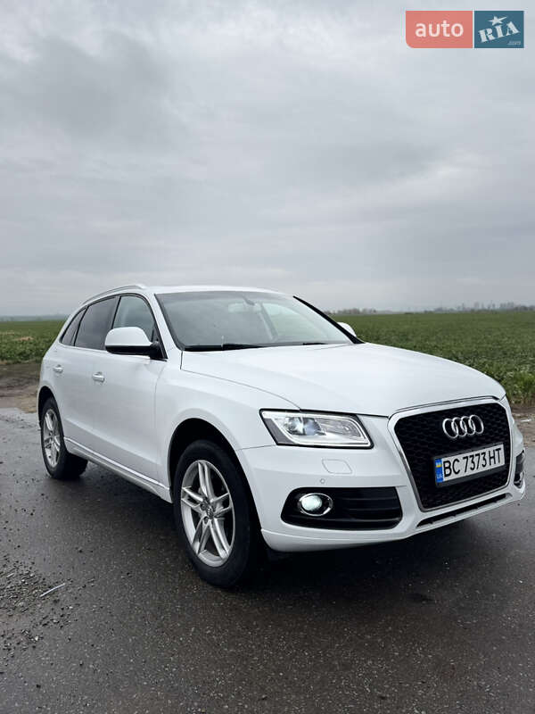 Внедорожник / Кроссовер Audi Q5 2015 в Львове