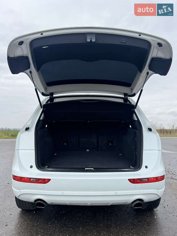 Внедорожник / Кроссовер Audi Q5 2015 в Львове