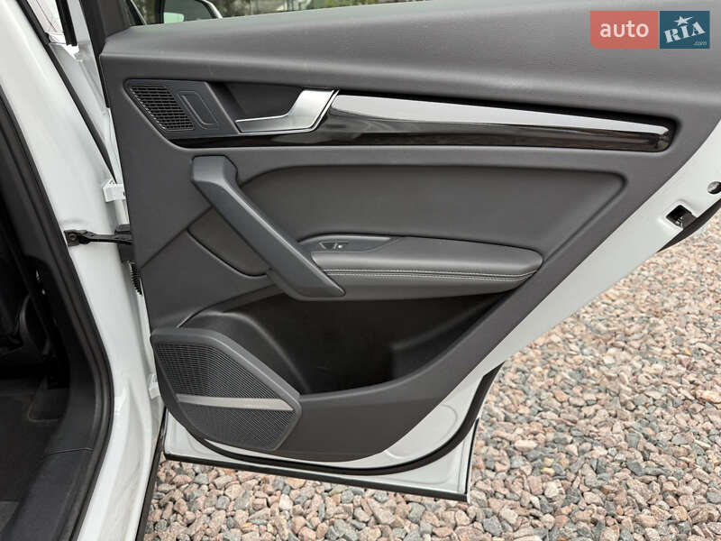 Позашляховик / Кросовер Audi Q5 2023 в Києві