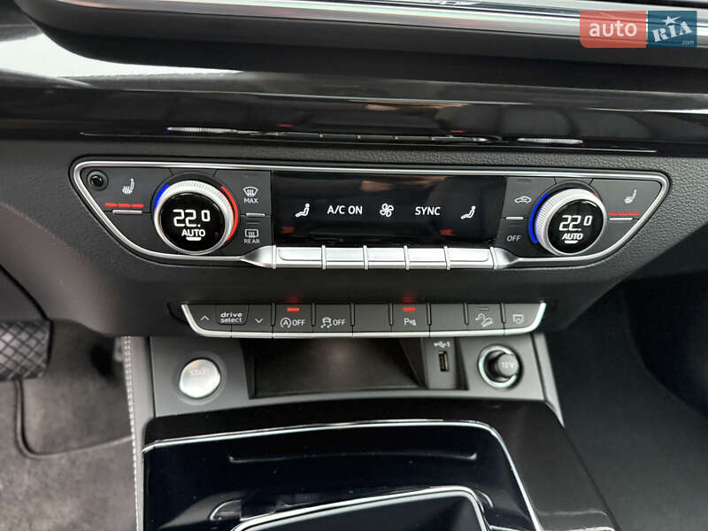 Позашляховик / Кросовер Audi Q5 2023 в Києві