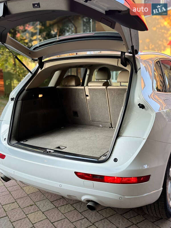 Внедорожник / Кроссовер Audi Q5 2012 в Тернополе