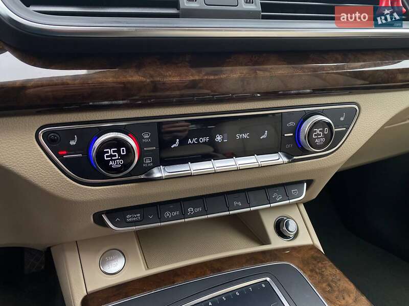 Позашляховик / Кросовер Audi Q5 2017 в Львові фото 19 Позашляховик / Кросовер Audi Q5 2017 в Львові