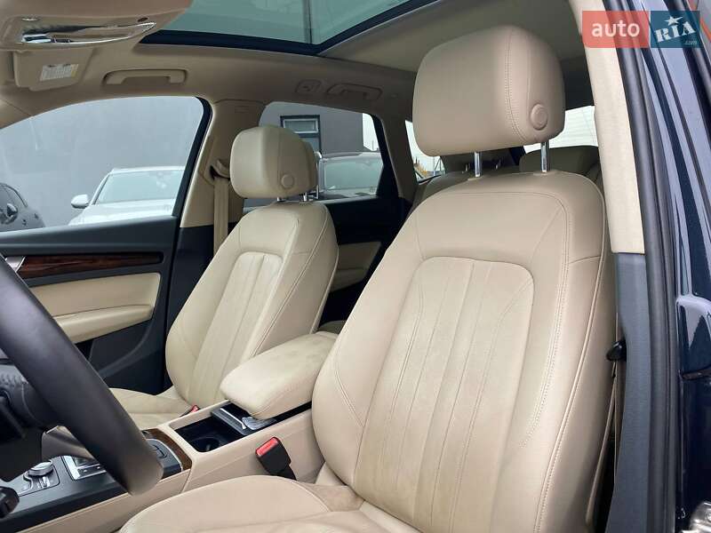 Позашляховик / Кросовер Audi Q5 2017 в Львові фото 22 Позашляховик / Кросовер Audi Q5 2017 в Львові
