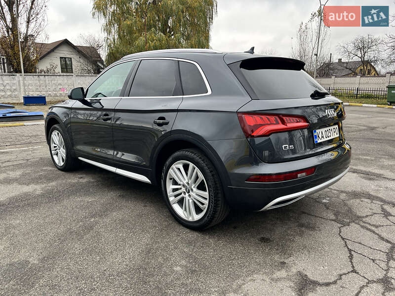 Внедорожник / Кроссовер Audi Q5 2019 в Василькове