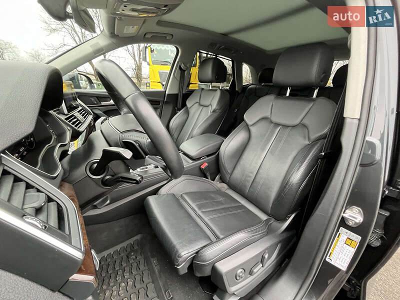 Внедорожник / Кроссовер Audi Q5 2019 в Василькове