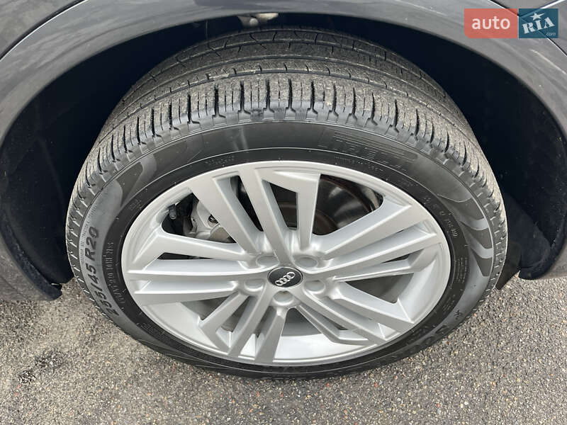Внедорожник / Кроссовер Audi Q5 2019 в Василькове