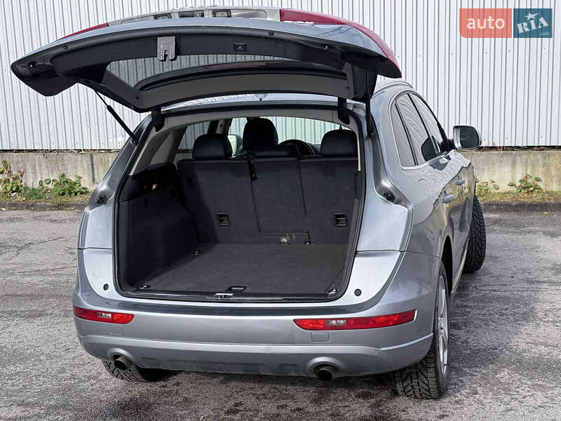 Позашляховик / Кросовер Audi Q5 2011 в Сваляві