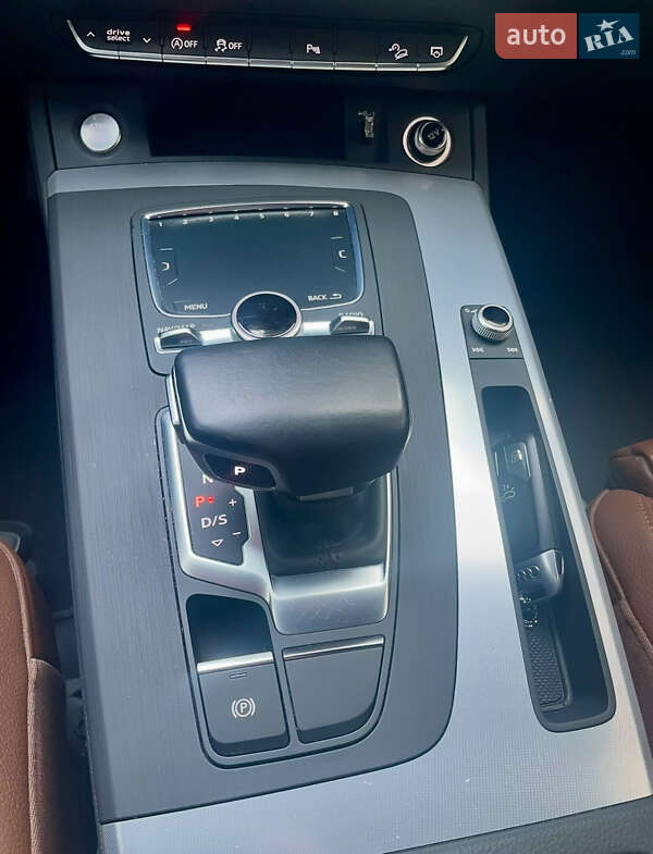 Позашляховик / Кросовер Audi Q5 2020 в Львові фото 24 Позашляховик / Кросовер Audi Q5 2020 в Львові