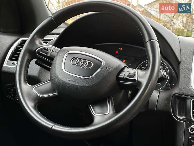 Позашляховик / Кросовер Audi Q5 2015 в Дрогобичі