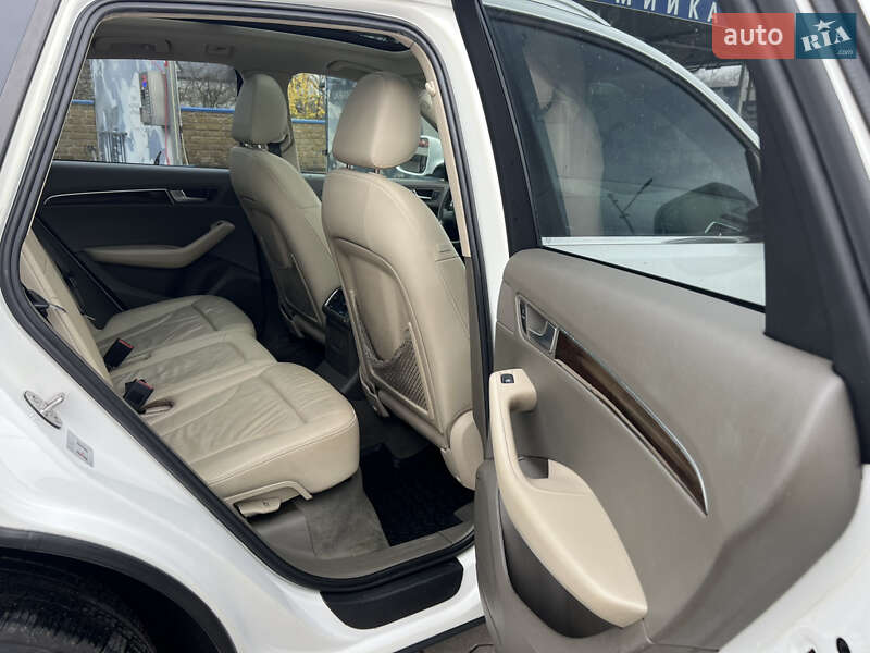 Позашляховик / Кросовер Audi Q5 2011 в Луцьку фото 30 Позашляховик / Кросовер Audi Q5 2011 в Луцьку