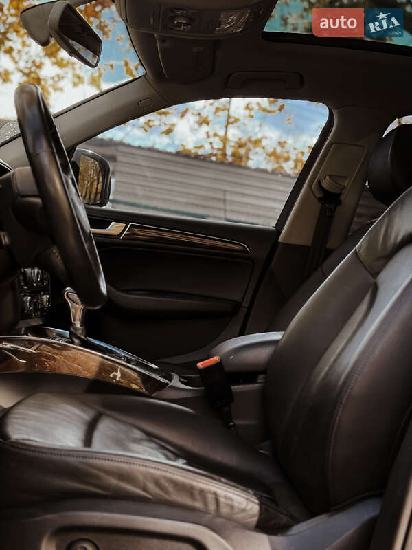 Позашляховик / Кросовер Audi Q5 2014 в Миколаєві