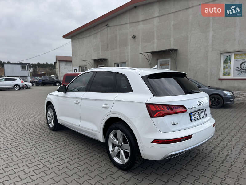 Позашляховик / Кросовер Audi Q5 2017 в Луцьку фото 7 Позашляховик / Кросовер Audi Q5 2017 в Луцьку