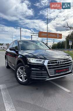Позашляховик / Кросовер Audi Q5 2018 в Білогородці
