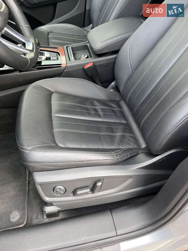 Позашляховик / Кросовер Audi Q5 2021 в Дунаївцях