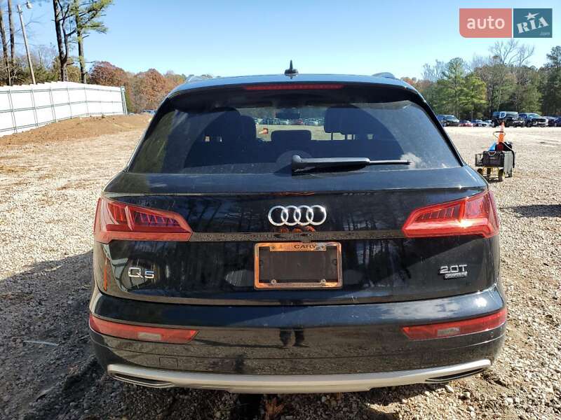 Позашляховик / Кросовер Audi Q5 2017 в Львові