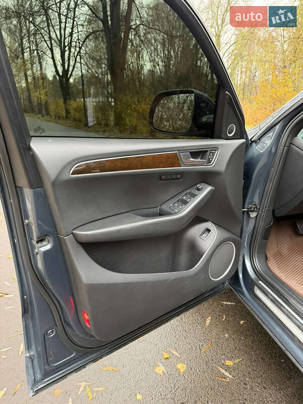 Внедорожник / Кроссовер Audi Q5 2010 в Луцке фото 20 Внедорожник / Кроссовер Audi Q5 2010 в Луцке