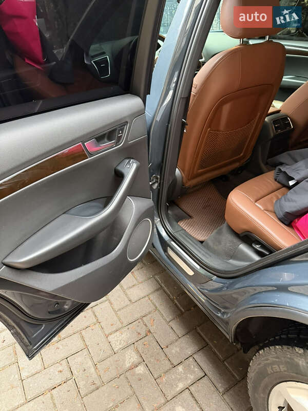 Внедорожник / Кроссовер Audi Q5 2010 в Луцке фото 49 Внедорожник / Кроссовер Audi Q5 2010 в Луцке