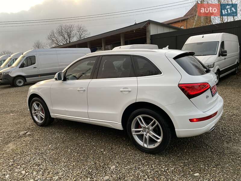 Внедорожник / Кроссовер Audi Q5 2014 в Мукачево