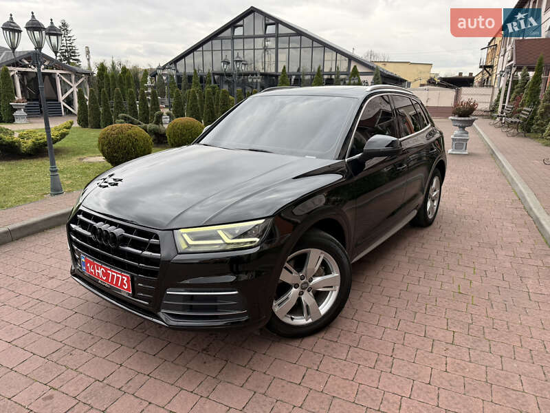 Внедорожник / Кроссовер Audi Q5 2019 в Стрые