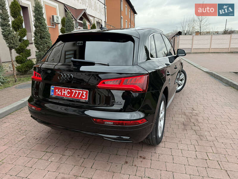 Внедорожник / Кроссовер Audi Q5 2019 в Стрые
