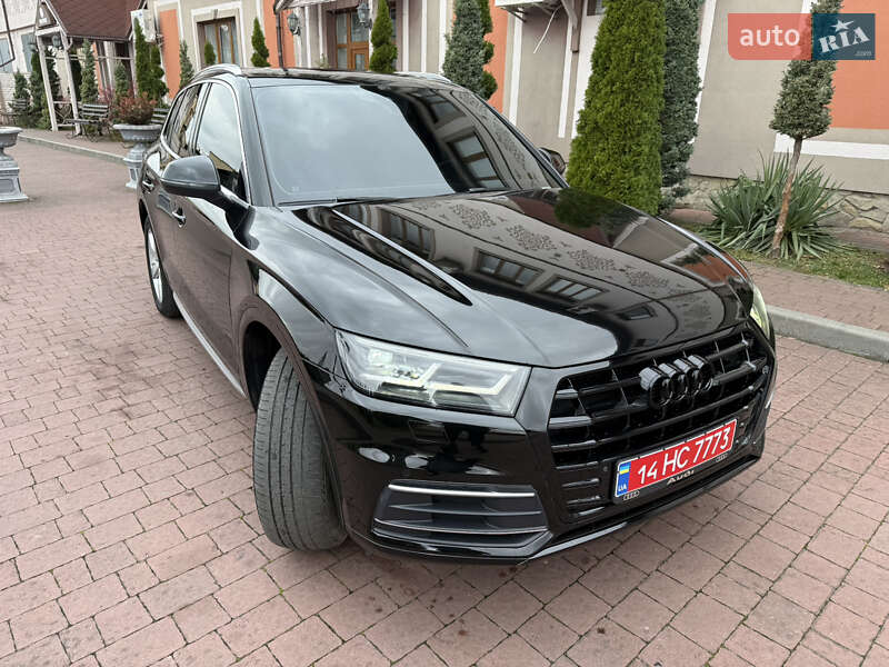 Внедорожник / Кроссовер Audi Q5 2019 в Стрые