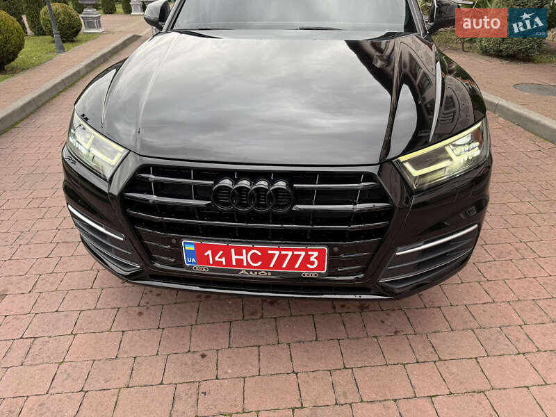 Внедорожник / Кроссовер Audi Q5 2019 в Стрые