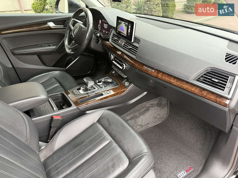 Внедорожник / Кроссовер Audi Q5 2019 в Стрые