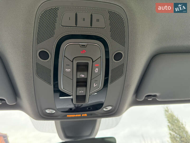 Внедорожник / Кроссовер Audi Q5 2019 в Стрые