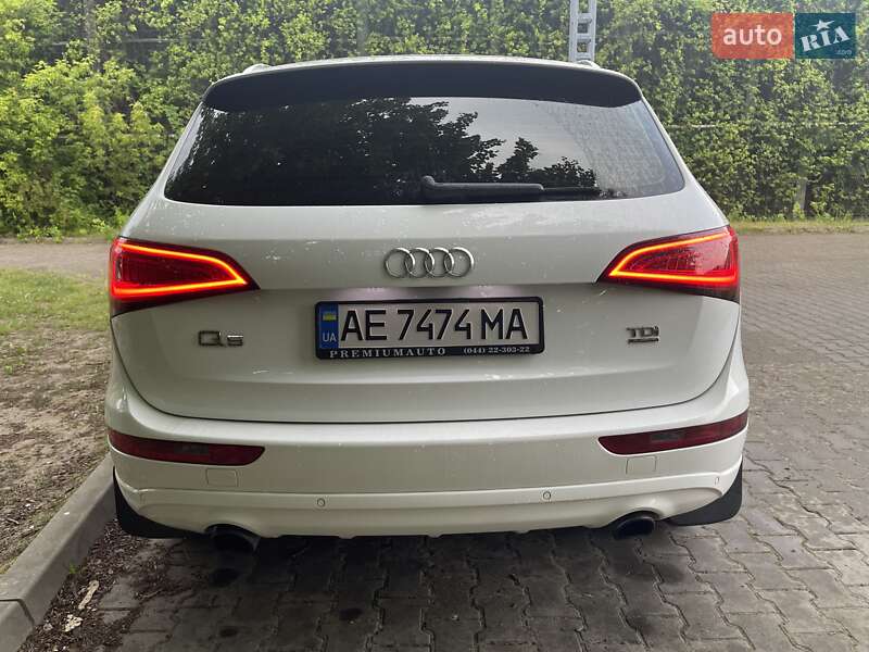Позашляховик / Кросовер Audi Q5 2013 в Києві