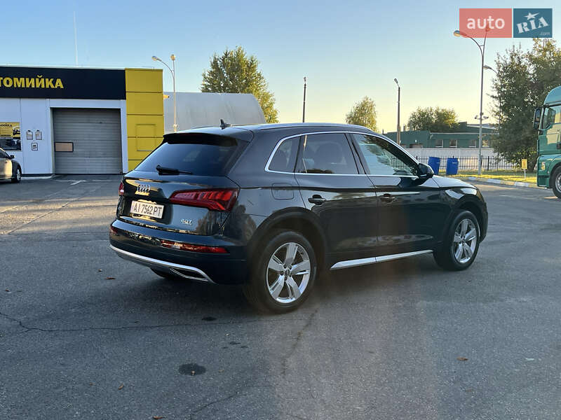 Позашляховик / Кросовер Audi Q5 2017 в Василькові