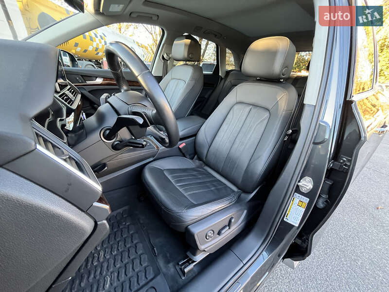 Позашляховик / Кросовер Audi Q5 2017 в Василькові