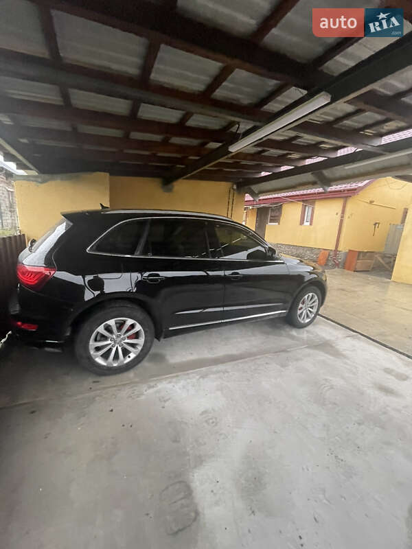 Внедорожник / Кроссовер Audi Q5 2012 в Золочеве