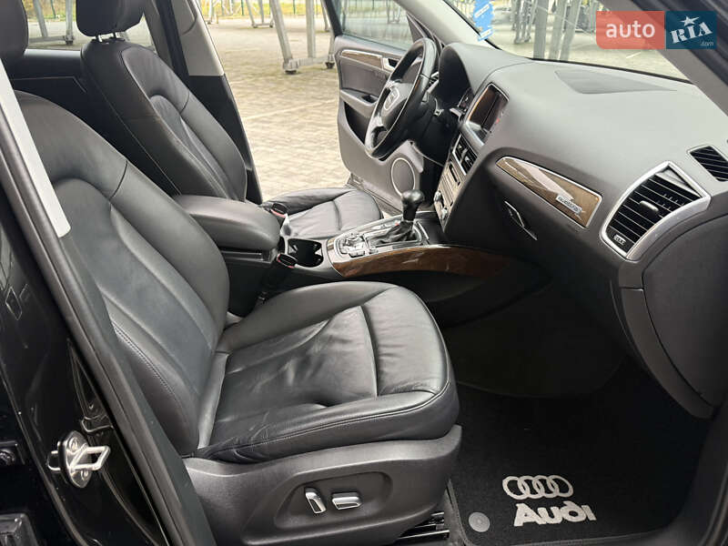 Внедорожник / Кроссовер Audi Q5 2016 в Львове