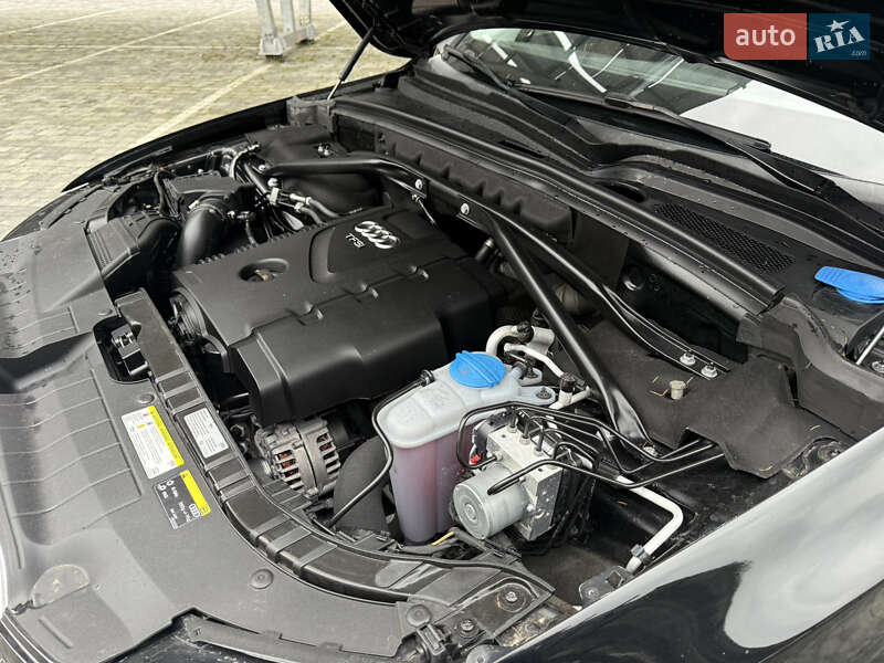 Внедорожник / Кроссовер Audi Q5 2016 в Львове