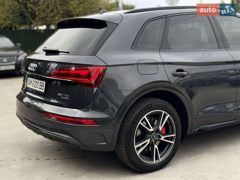 Внедорожник / Кроссовер Audi Q5 2021 в Бердичеве