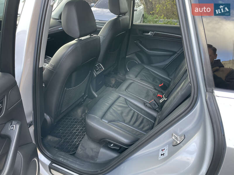 Позашляховик / Кросовер Audi Q5 2015 в Львові