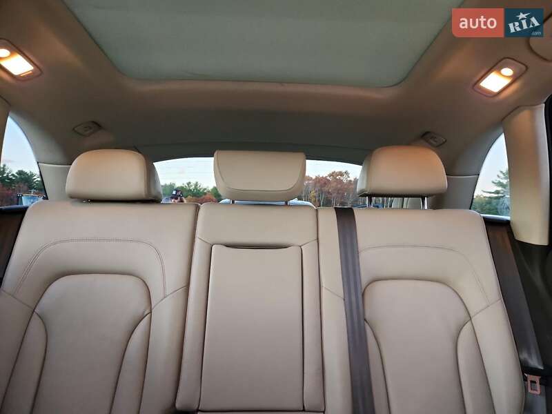 Позашляховик / Кросовер Audi Q5 2015 в Львові