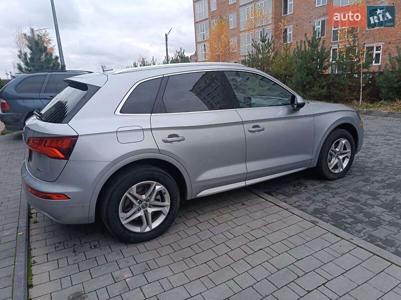 Позашляховик / Кросовер Audi Q5 2019 в Хмельницькому фото 10 Позашляховик / Кросовер Audi Q5 2019 в Хмельницькому
