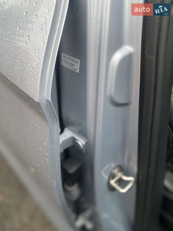 Позашляховик / Кросовер Audi Q5 2020 в Києві фото 19 Позашляховик / Кросовер Audi Q5 2020 в Києві