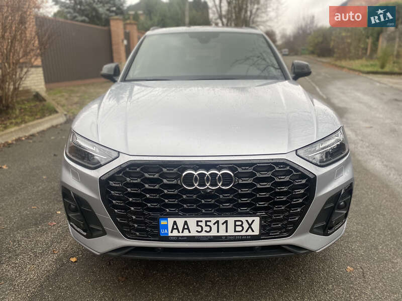 Позашляховик / Кросовер Audi Q5 2020 в Києві фото 24 Позашляховик / Кросовер Audi Q5 2020 в Києві