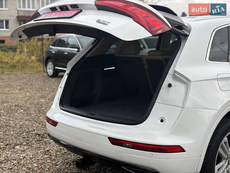 Позашляховик / Кросовер Audi Q5 2017 в Стрию фото 15 Позашляховик / Кросовер Audi Q5 2017 в Стрию