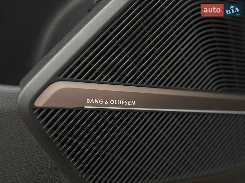 Позашляховик / Кросовер Audi Q5 2017 в Стрию фото 30 Позашляховик / Кросовер Audi Q5 2017 в Стрию